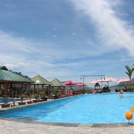Toba Village Inn Tuktuk Siadong Exterior photo